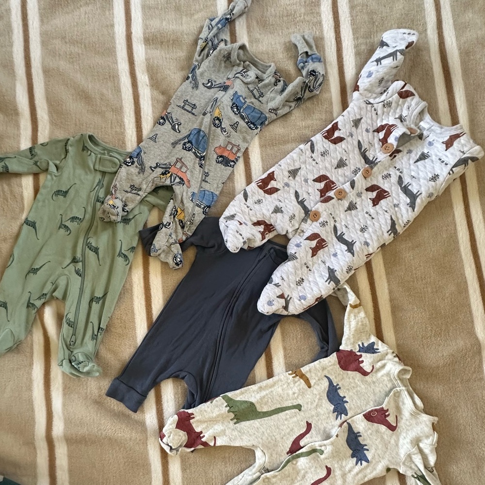 Baby clothes bundle - Picture 4 of 4